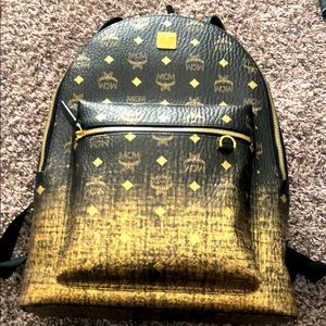 MCM Stark Backpack in gradient visetos